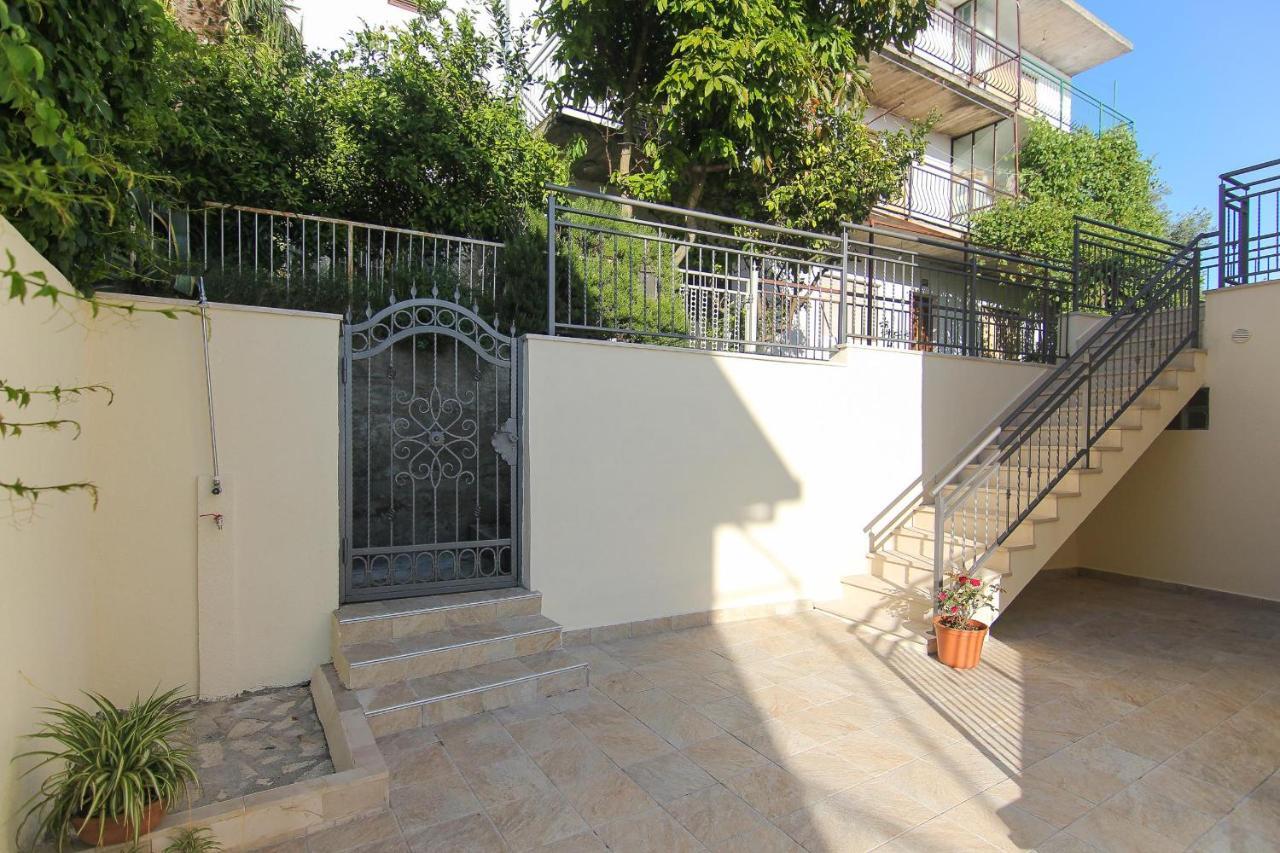 Apartments Villa Alex Podaca Exterior foto